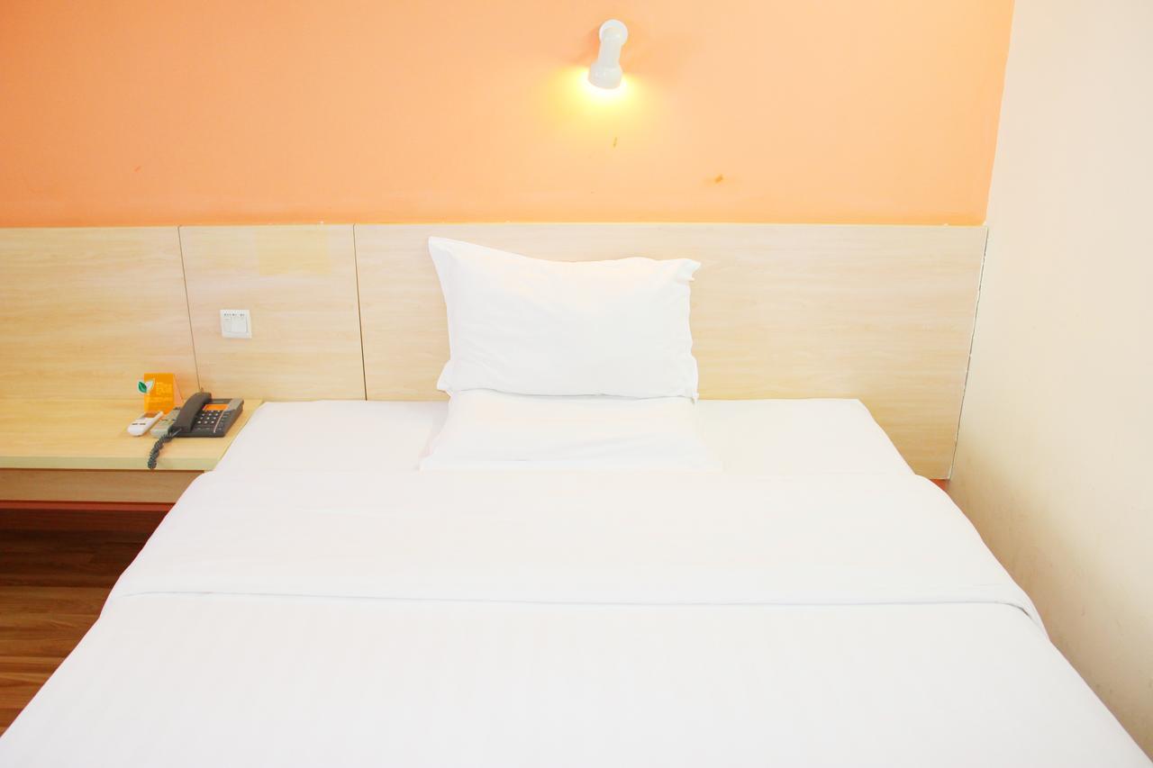 7Days Inn Beijing Yanqing Walmart Экстерьер фото
